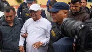 Cảnh sát Nepal bắt cựu thủ tướng bị lật đổ trong phong trào biểu tình