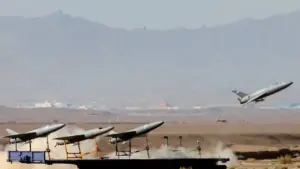 Mỹ nghi lên dây cót cho “đòn đánh cuối cùng”, Iran cảnh báo đanh thép