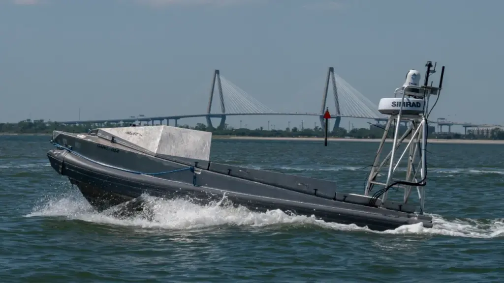 Mỹ triển khai xuồng không người lái trong xung đột với Iran