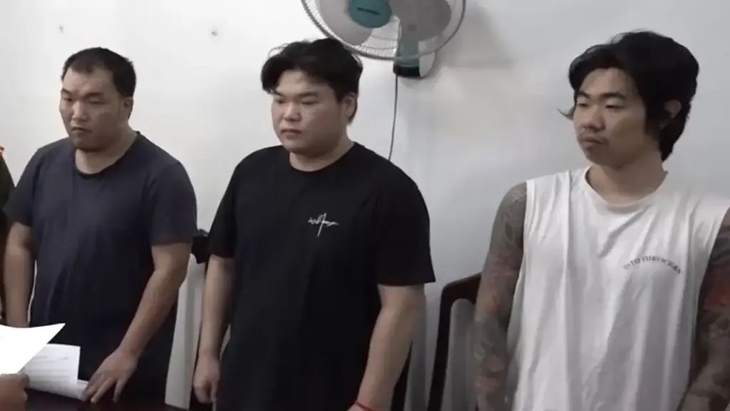 Ba người Hàn Quốc trốn truy nã đỏ của Interpol bị bắt tại Nha Trang