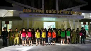 Bắt nhóm lừa đảo 5.000 người chiếm đoạt hơn 15 tỉ đồng trong 20 ngày