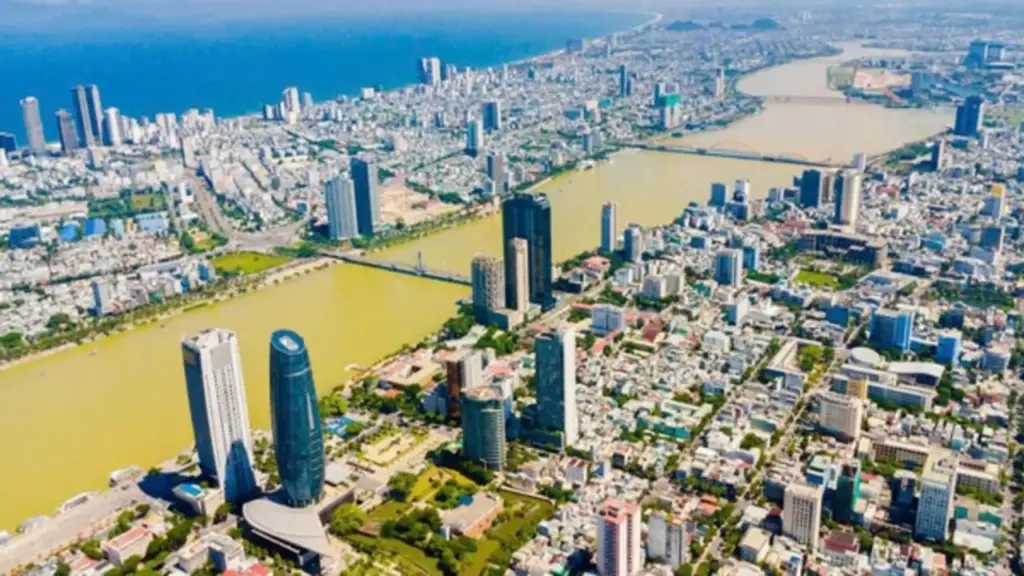 Đà Nẵng lên tiếng về lo ngại 'cao ốc bủa vây che chắn tầm nhìn sông Hàn'