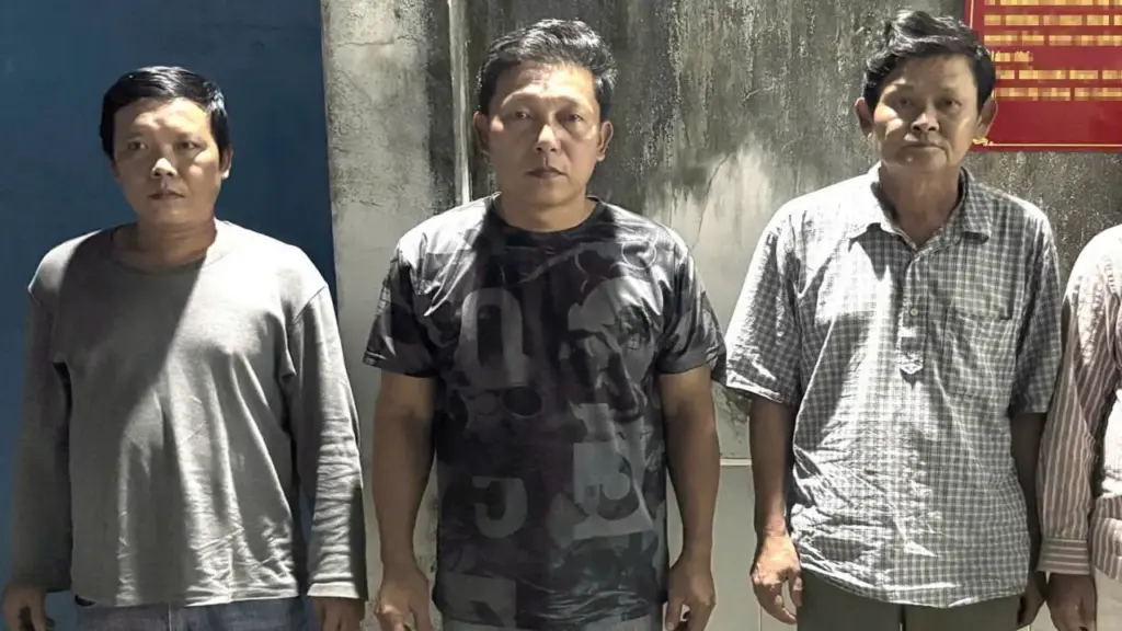 Lừa bán tượng Phật đồng đen giá 300 tỷ đồng