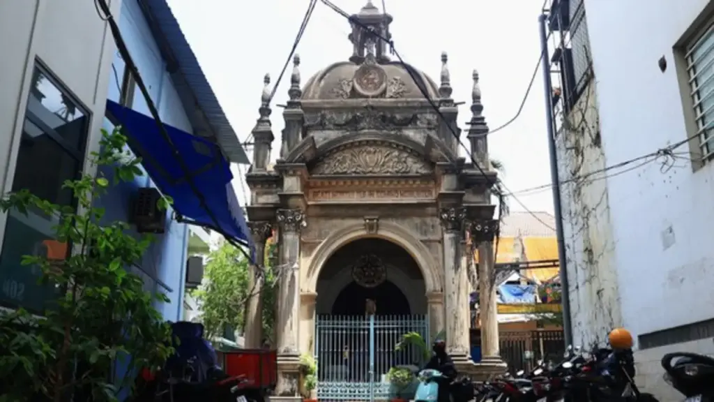 Mộ cổ kiến trúc giống nhà thờ 112 năm ở TP.HCM: Dấu tích tri huyện xưa