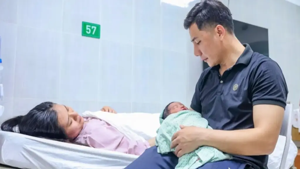 Phụ nữ sinh đủ 2 con trước 35 tuổi dự kiến được hỗ trợ 2 triệu đồng