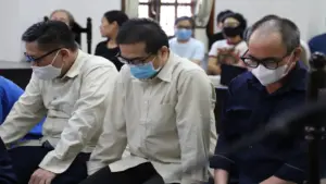 Tham ô công quỹ, cựu ban quản trị chung cư Miếu Nổi lĩnh án