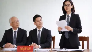 Từ ngày 18.5, Chủ tịch UBND cấp xã được xử phạt luật sư khi nào?