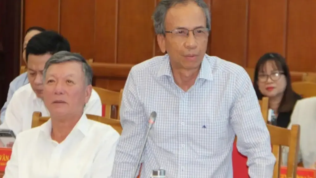 'AI tăng trưởng theo cấp số mũ nhưng các sở ngành vẫn còn đá qua đá lại'