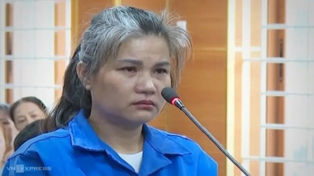 Ân hận muộn màng của bảo mẫu ném bé trai 14 tháng tuổi tử vong