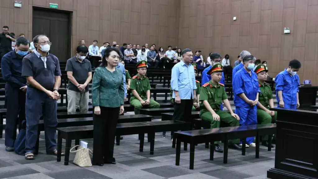 Cựu Bộ trưởng Nguyễn Thị Kim Tiến bị tuyên 6 năm tù, bồi thường 108 tỷ đồng