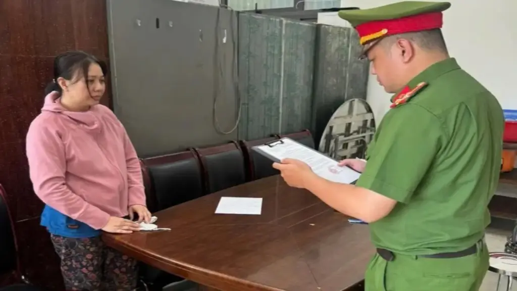 Dựng chuyện giàu có nhưng bị bệnh ung thư để lừa đảo