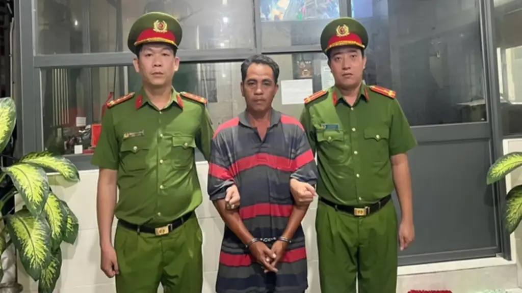 Tấn công CSGT TP.HCM để giúp anh trai vi phạm nồng độ cồn bỏ chạy