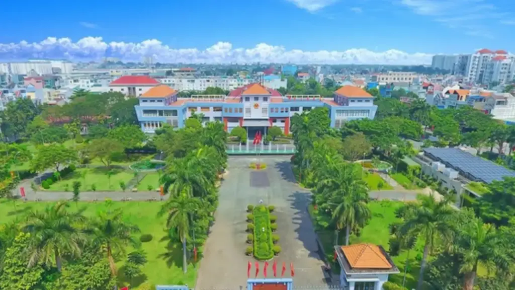 Chủ tịch tỉnh được toàn quyền khai thác, cho thuê trụ sở nhà đất dôi dư