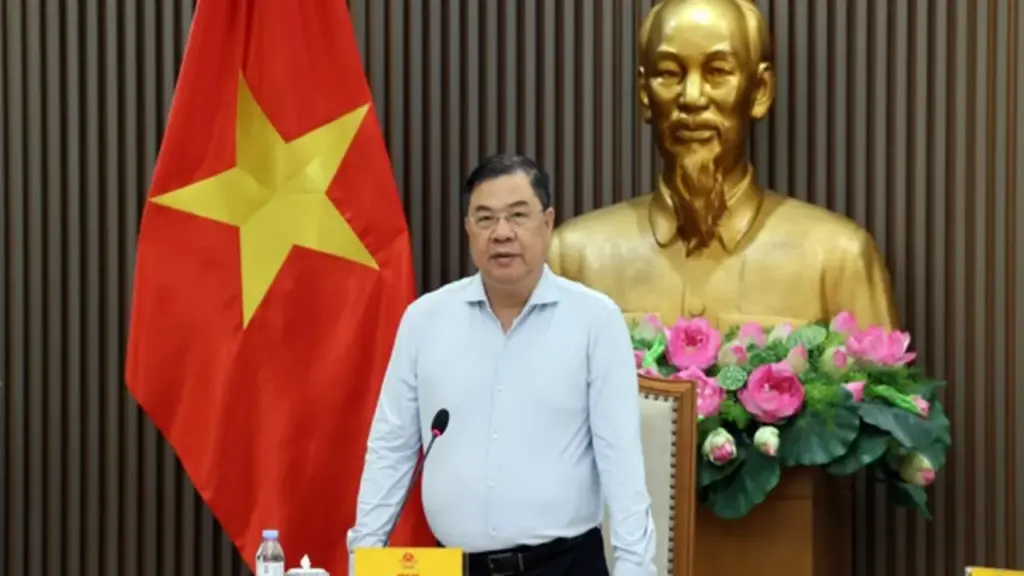 Doanh nghiệp xăng dầu 'được trao quyền chủ động' giá bán