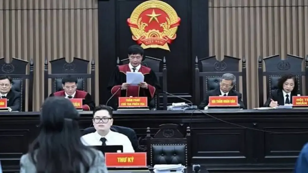 Giám đốc ra tòa vì tham ô 24 tỷ đồng khi sản xuất thiết bị ngành công an