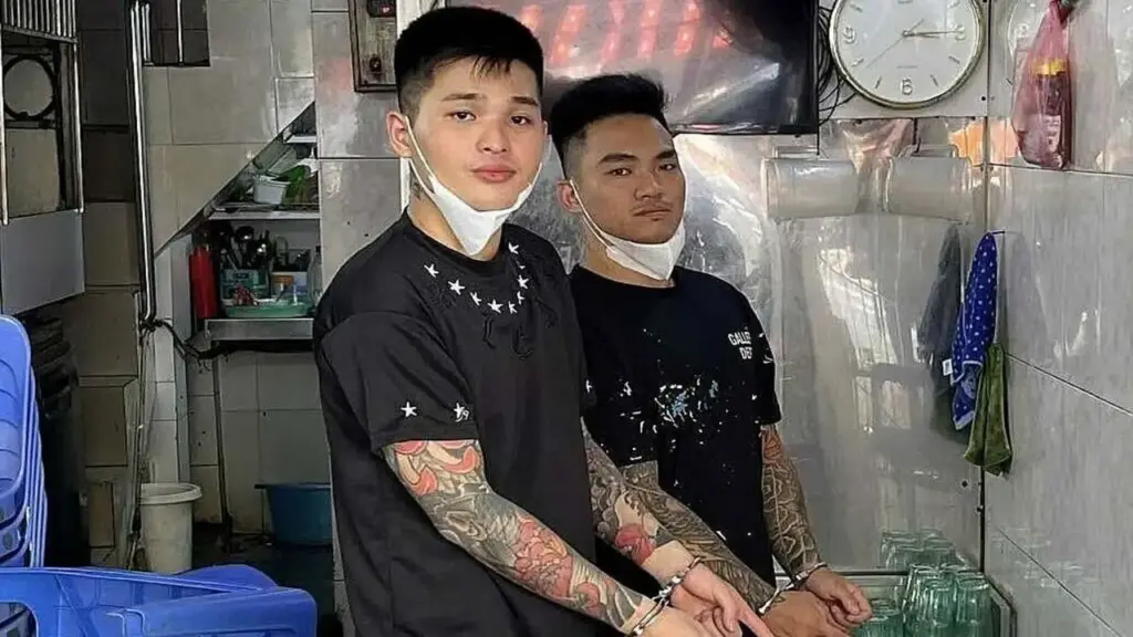 Nghi can thứ hai vụ 'vác điếu cày đánh người ở Hà Nội' ra đầu thú