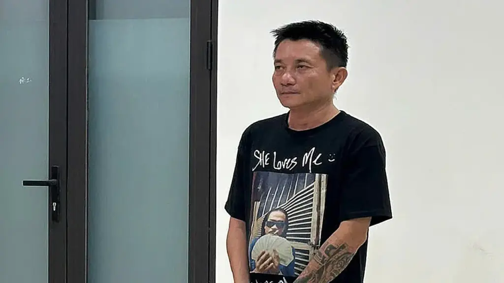 Say rượu lái ôtô tông quán ăn, náo loạn nhiều tuyến phố Đà Nẵng