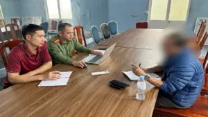 Xử phạt 7 người bình luận xúc phạm công an trên mạng
