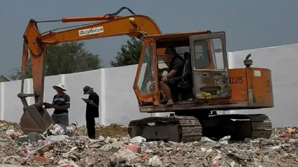 6 người bị bắt vì đổ gần 800 tấn chất thải ở TP HCM
