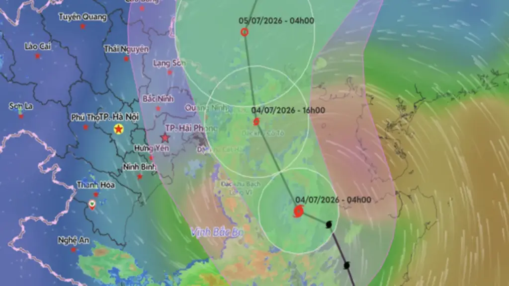 Bão số 1 (bão Maysak) giật cấp 11, đang hướng vào Móng Cái