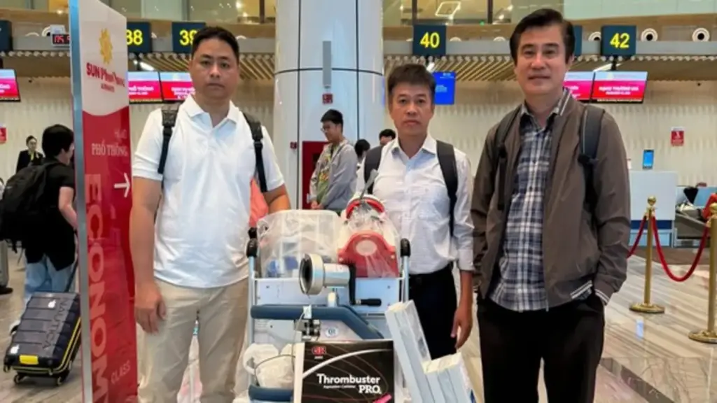 Bệnh viện Chợ Rẫy đưa ECMO ra Phú Quốc cứu nạn nhân lật ca nô