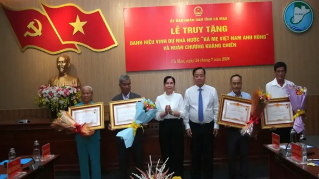 Cà Mau truy tặng danh hiệu mẹ Việt Nam anh hùng