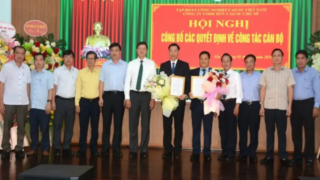 Cao su Chư Sê tổ chức công bố các quyết định về nhân sự sau sáp nhập
