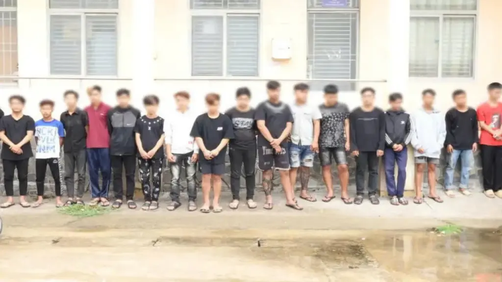 Công an triệu tập hơn 20 thanh thiếu niên tụ tập gây rối
