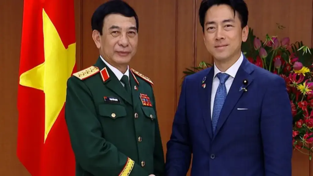 Đại tướng Phan Văn Giang hội đàm với Bộ trưởng Quốc phòng Nhật Bản