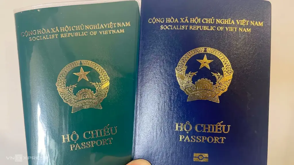 Hộ chiếu trên VNeID không thay thế bản cứng khi xuất nhập cảnh