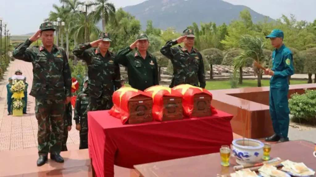 Khánh Hòa đón 3 liệt sĩ về nghĩa trang, tìm nhân chứng Nhà lao Thành Diên Khánh