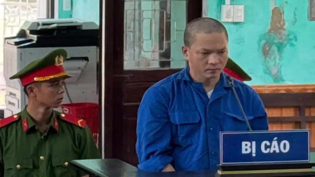 Người bẻ gãy ngai vàng triều Nguyễn lãnh 3 năm 6 tháng tù