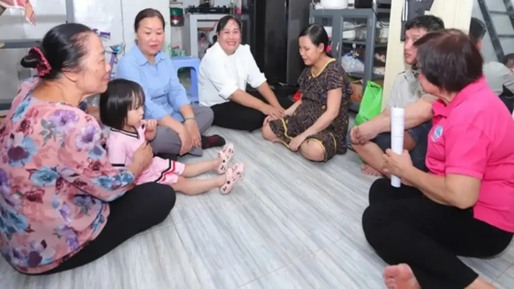 Những phần việc làm đẹp thành phố, ấm lòng người dân
