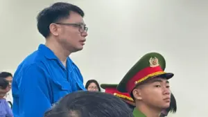 'Ông trùm' đường dây 100 tấn thực phẩm chức năng giả mua chuộc cựu cán bộ công an, hải quan ra sao?