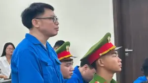 Vụ 100 tấn thực phẩm chức năng giả: Cựu cục phó nhận tiền vì 'nghĩ doanh nghiệp được việc thì cảm ơn'