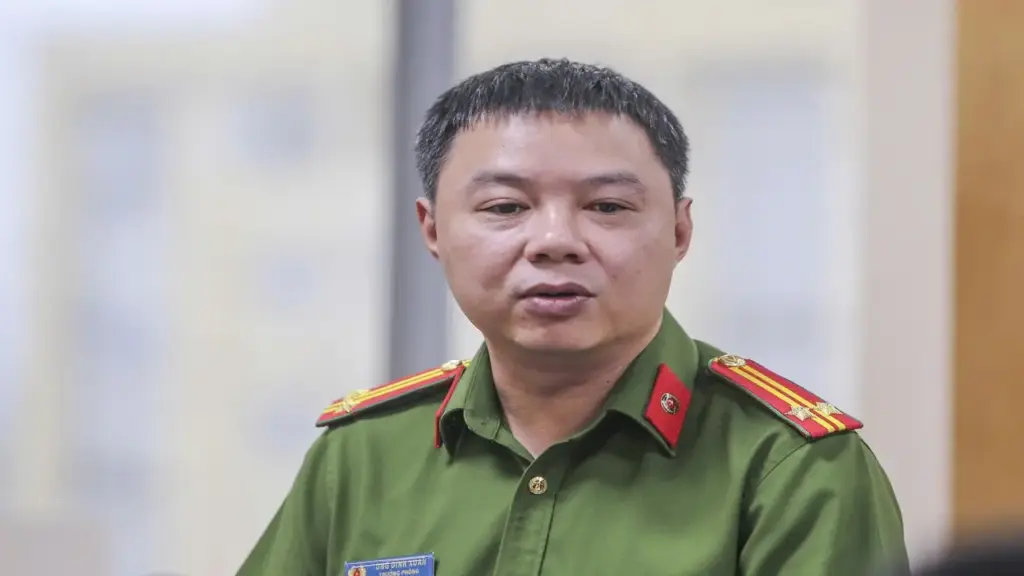 Vụ buôn lậu 28.000 viên kim cương: Dùng sê-ri tiền USD làm mật mã giao dịch